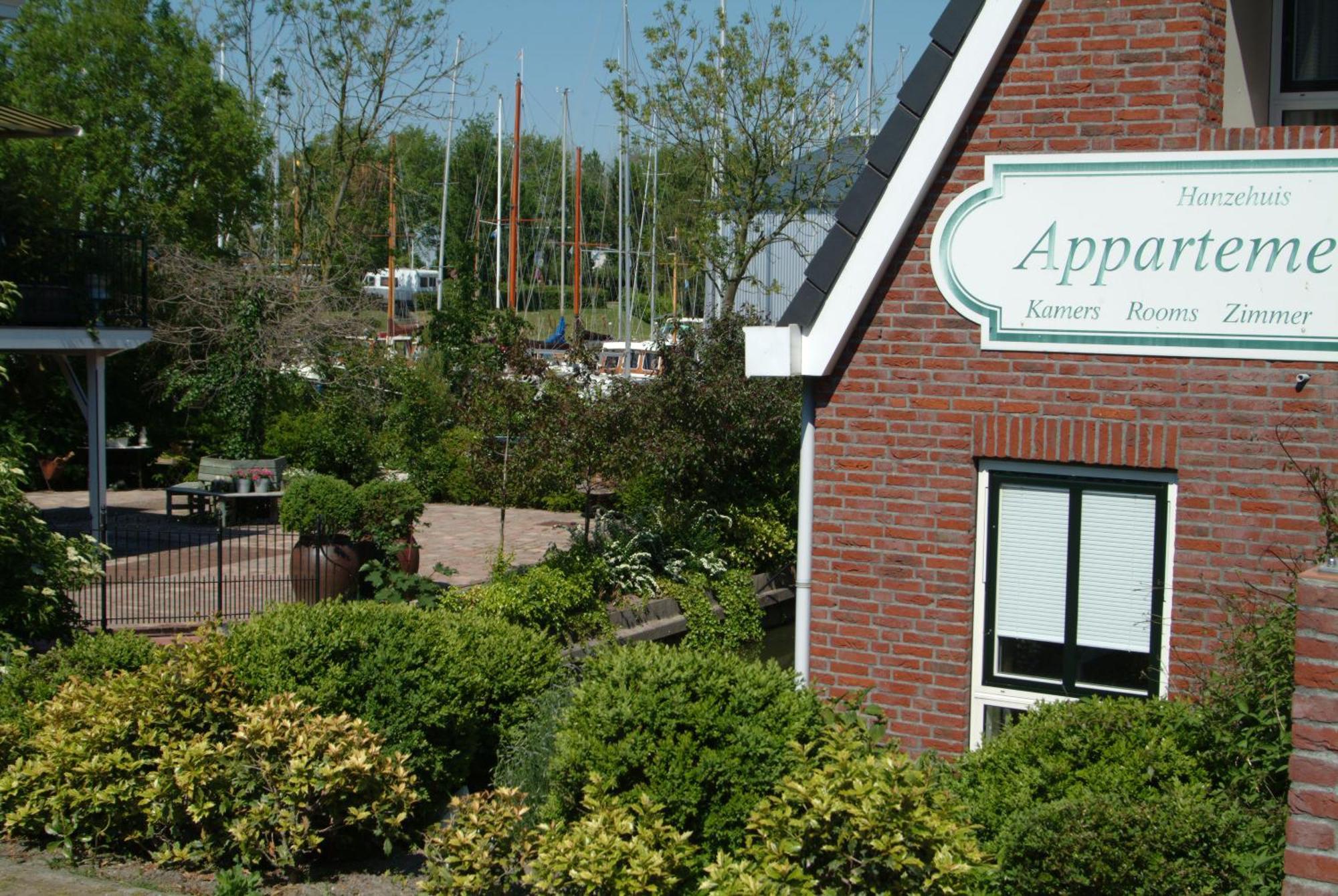 Hanzehuis Appartementen Stavoren Exterior photo